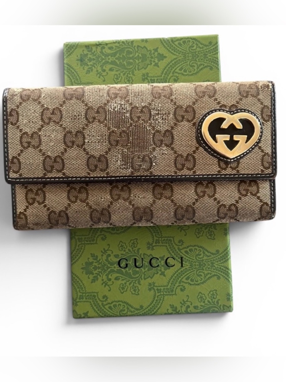 Gucci GG Heart Logo Wallet